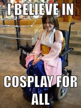 Cosplay-Bom