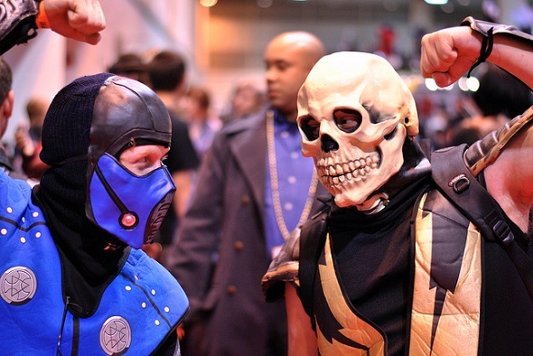 7 İşaretler Sen Yaşayan Bir Oyun Sen Geçmişi mortal kombat cosplayers