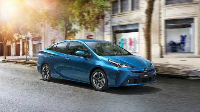 Toyota Prius hibrid elektrikli araç