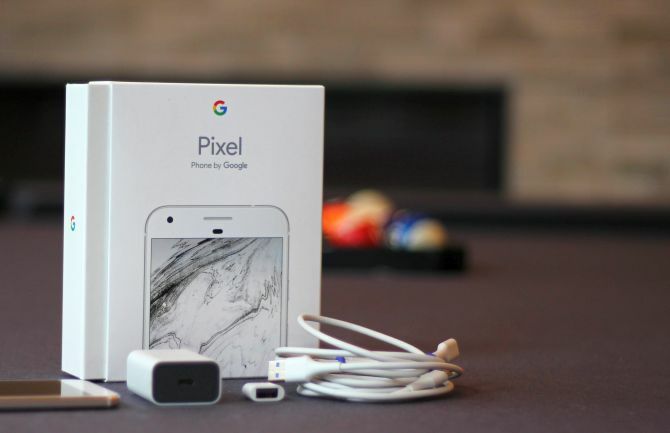 google-piksel xl-box-and-malzeme