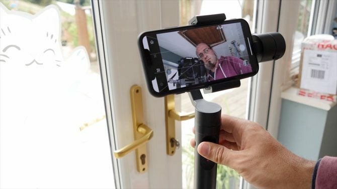 Yi Smartphone Gimbal: İpeksi Pürüzsüz Görüntüleri, Ama Daha İyi Olabilir yi gimbal genel bakış 670x377