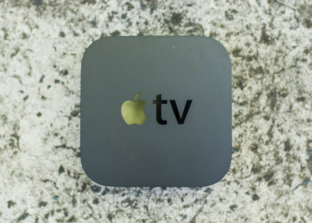 Bir Apple TV kutusu