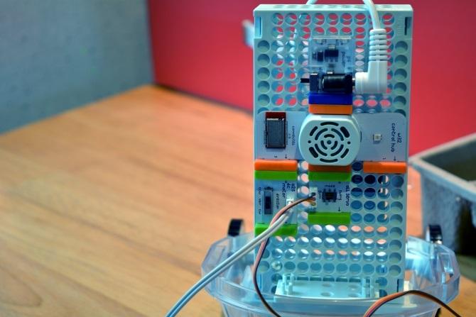 LittleBits muo giveaway r2d2 iç mekan ile 100 doların altında kendi Star Wars Droid'inizi oluşturun