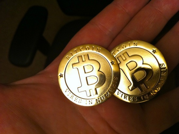 Bitcoin gibi Sanal Para Birimleri İçin Gelecek Neleri Bekliyor? [Bize Söylediniz] gerçek bitcoin paraları