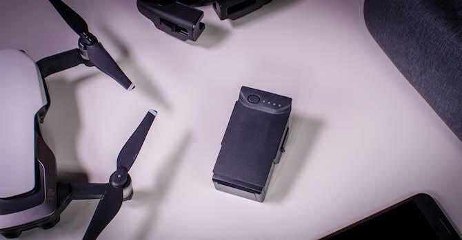 DJI Tekrar Yapıyor: Mavic Air İncelemesi Mavic Air Battery