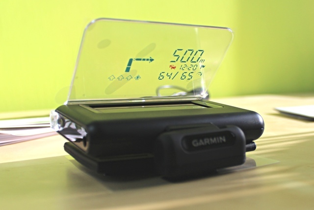 garmin head up display projektör incelemesi