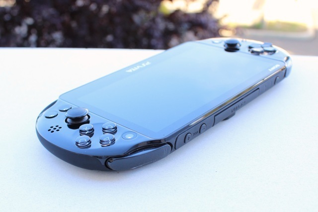 PlayStation Vita İnce İnceleme Ve Giveaway playstation vita ince inceleme 6
