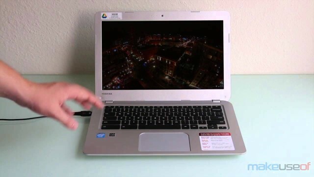 Youtube videosu için video küçük resmi Toshiba CB35-A3120 Chromebook İncelemesi ve Hediye