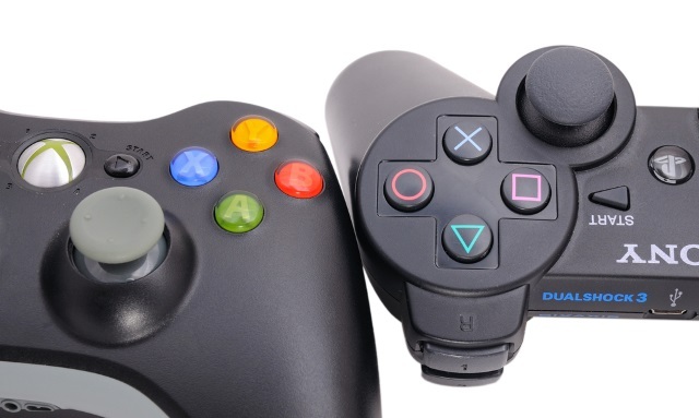 Muo-linux-oyun-gamecontrollers-xbox360-PS4